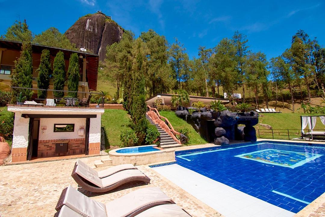 Mansion By Bernalo Hotels Guatapé Dış mekan fotoğraf