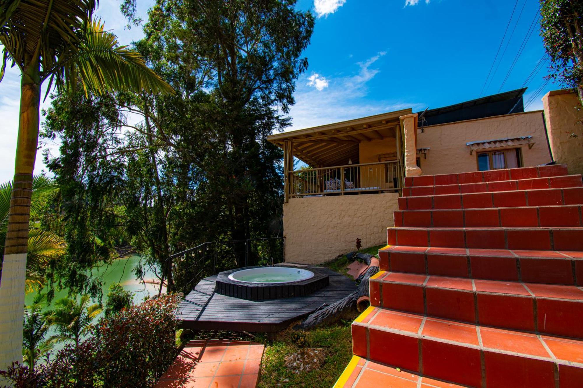 Mansion By Bernalo Hotels Guatapé Dış mekan fotoğraf